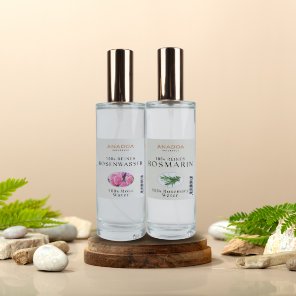 Gesichtstoner-Rosen-Rosemarin-wasser